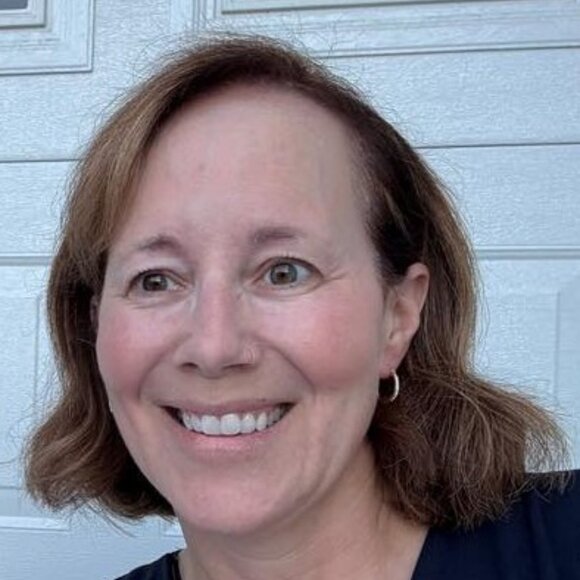 Meet your Posher, Carrie - Picture 1 of 1